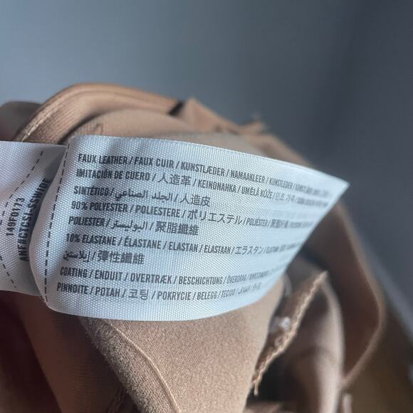 Abercrombie & Fitch Brown Vegan Leather Mocha Mousse Brown Shorts sz Large - Picture 6 of 7